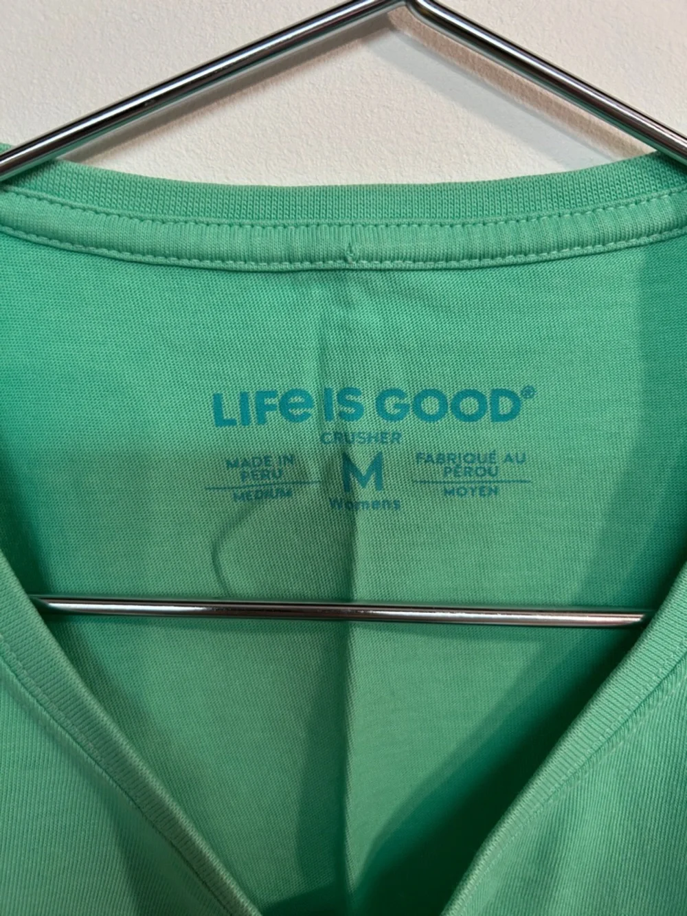 Life Is Good Green 'Hug Me' Cat Graphic Tee - Picture 4 of 5